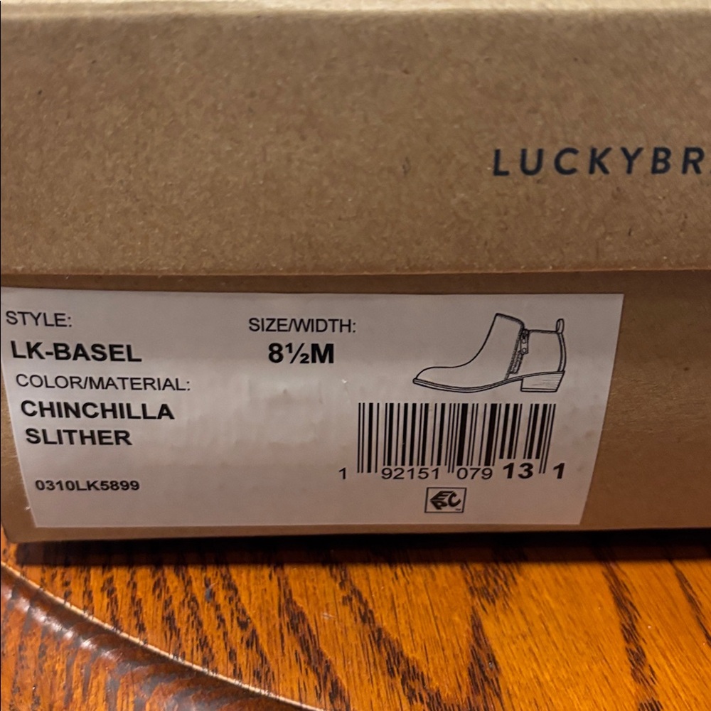 Lucky Brand snakeprint - new in box!! - Picture 5 of 5